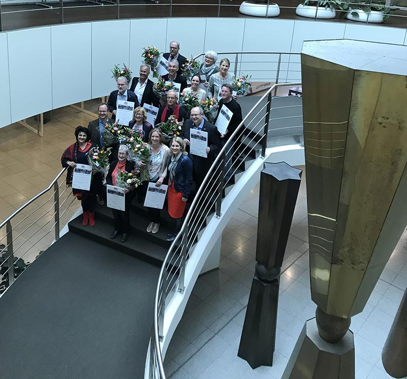 groepsfoto winnaars van de het Gouden Vraagteken bijgesneden